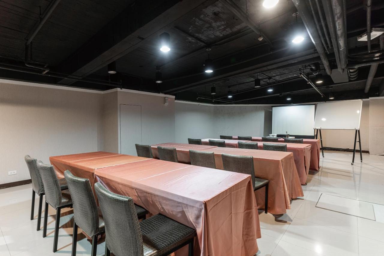 Fish Hotel Hualien Exterior foto